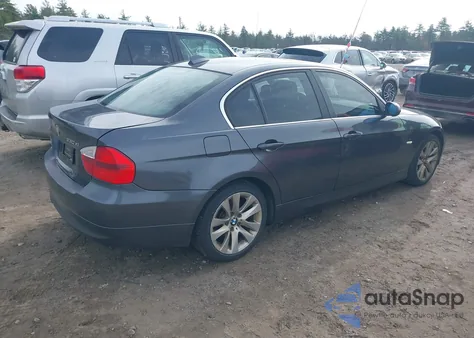 2006 BMW 330Xi из США, поврежденный, VIN WBAVD33526KL51389
